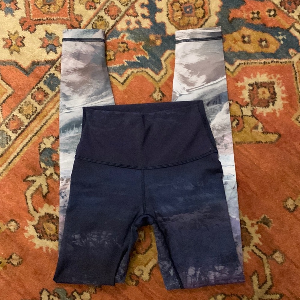 FINAL SALE! NWOT lululemon leggings, Size 2